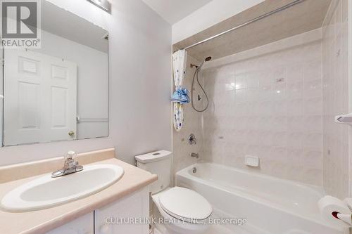 32 Clandfield St, Markham, ON - Indoor Photo Showing Bathroom