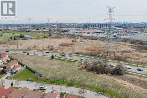 32 Clandfield St, Markham, ON - Outdoor With View