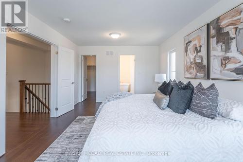 2110 Royal Gala Circ, Mississauga, ON - Indoor Photo Showing Bedroom