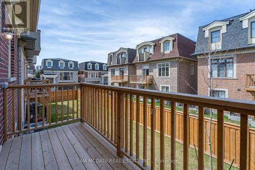 2110 Royal Gala Circle, Mississauga, ON - Outdoor With Exterior