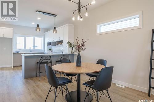 146 Taube Avenue, Saskatoon, SK - Indoor Photo Showing Dining Room