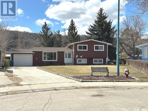 5 Pasqua Place, Fort Qu'Appelle, SK - Outdoor With Facade