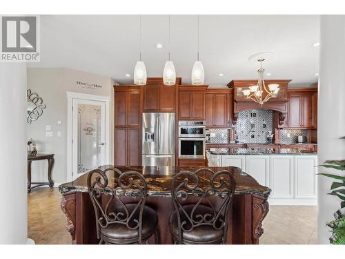 5795 Dixon Dam Road, Vernon, BC - Indoor Photo Showing Kitchen With Upgraded Kitchen
