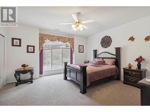 5795 Dixon Dam Road, Vernon, BC - Indoor Photo Showing Bedroom