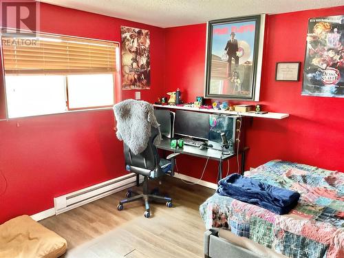 1414 Kelly Road, Bridesville, BC - Indoor Photo Showing Bedroom