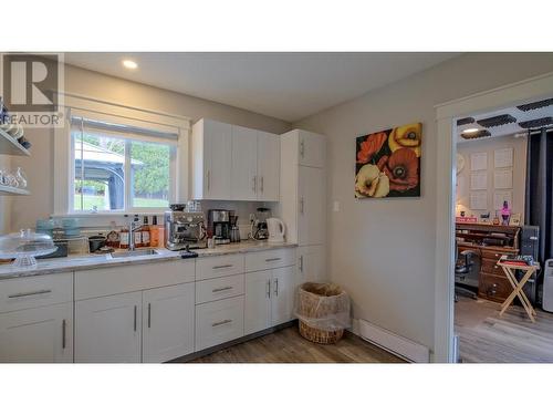 5286 Huston Road, Peachland, BC - Indoor Photo Showing Kitchen