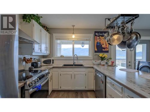 5286 Huston Road, Peachland, BC - Indoor Photo Showing Kitchen With Double Sink