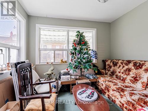 654 Crawford Street, Toronto, ON - Indoor Photo Showing Other Room
