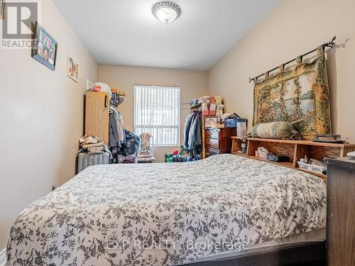 654 Crawford Street, Toronto, ON - Indoor Photo Showing Bedroom