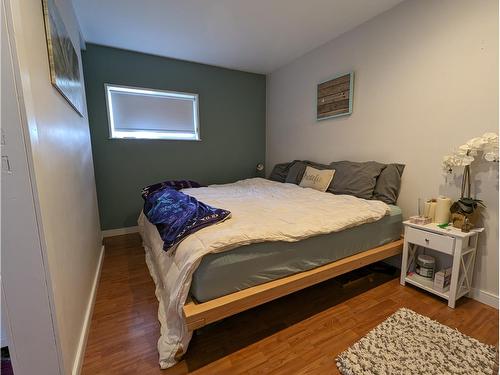 1011 Gordon Street, Nelson, BC - Indoor Photo Showing Bedroom