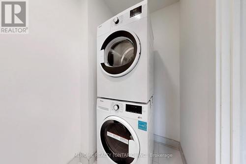#3010 -395 Bloor St E, Toronto, ON - Indoor Photo Showing Laundry Room