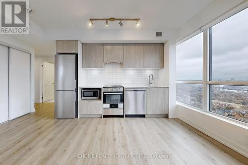 #3010 -395 Bloor St E, Toronto, ON - Indoor Photo Showing Kitchen With Upgraded Kitchen