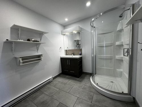 Salle de bains - 57 40E Avenue, Saint-Blaise-Sur-Richelieu, QC - Indoor Photo Showing Bathroom