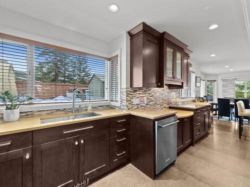 2010 Glenmohr Drive, Kamloops, BC - Indoor Photo Showing Kitchen With Double Sink