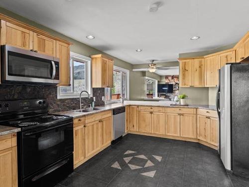 3311 Yellowhead Highway S, Barriere, BC - Indoor Photo Showing Kitchen With Double Sink