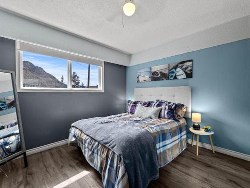 3311 Yellowhead Highway S, Barriere, BC - Indoor Photo Showing Bedroom
