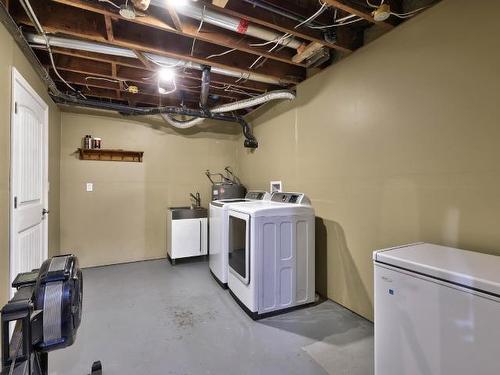 3311 Yellowhead Highway S, Barriere, BC - Indoor Photo Showing Laundry Room