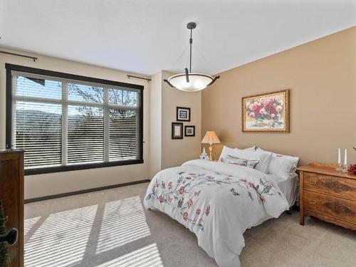 1500 Golf Ridge Drive, Kamloops, BC - Indoor Photo Showing Bedroom
