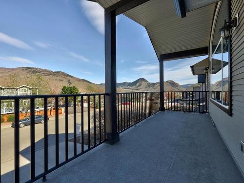 925 Stagecoach Drive, Kamloops, BC - Outdoor With Deck Patio Veranda With Exterior