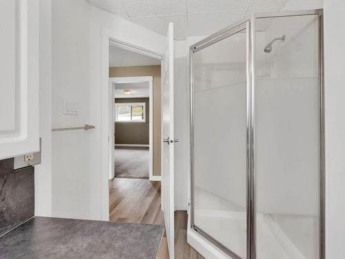 1503 Cascade Street, Kamloops, BC - Indoor Photo Showing Bathroom