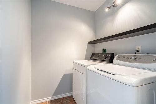 163 Florence Street, Hamilton, ON - Indoor Photo Showing Laundry Room