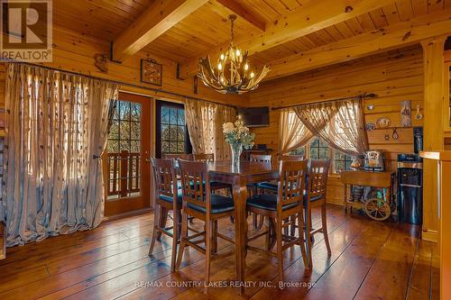 2441 Lakeshore Drive, Ramara, ON - Indoor Photo Showing Dining Room
