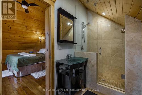 2441 Lakeshore Drive, Ramara, ON - Indoor Photo Showing Bathroom