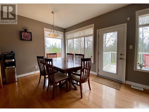 5133 Eagle Place, Terrace, BC - Indoor Photo Showing Dining Room