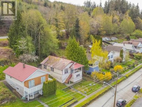 5782 Willow Ave, Powell River, BC - Outdoor With View