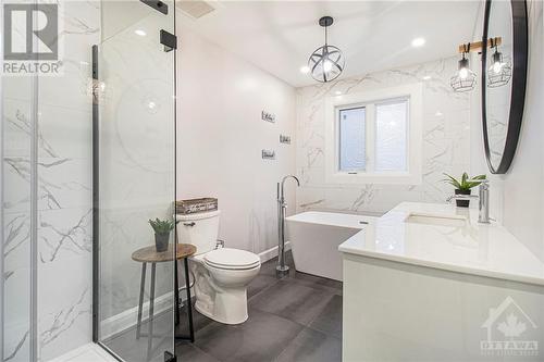 67 South Indian Drive, Limoges, ON - Indoor Photo Showing Bathroom