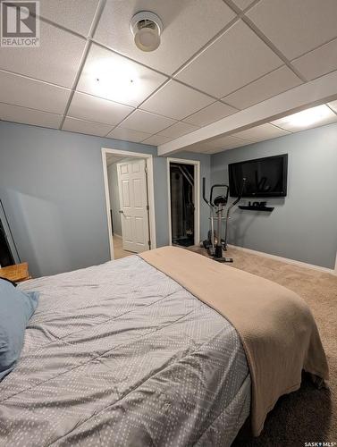 99 Elmview Road, Regina, SK - Indoor Photo Showing Bedroom