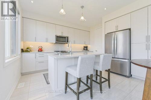 128 Farley Road, Centre Wellington, ON - Indoor Photo Showing Kitchen With Upgraded Kitchen