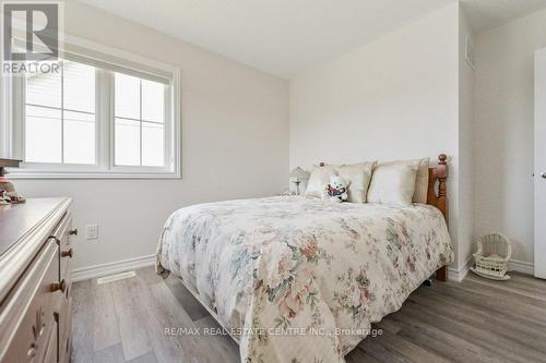 128 Farley Rd, Centre Wellington, ON - Indoor Photo Showing Bedroom