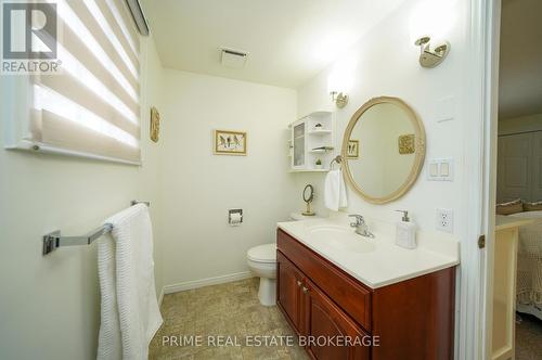 299 Glen Abbey Court, South Huron, ON - Indoor Photo Showing Bathroom