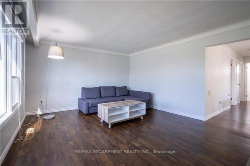 88 Gram Ave, Welland, ON - Indoor Photo Showing Other Room