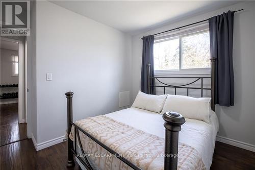 88 Gram Ave, Welland, ON - Indoor Photo Showing Bedroom
