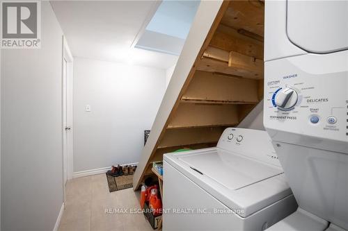 88 Gram Avenue, Welland, ON - Indoor Photo Showing Laundry Room