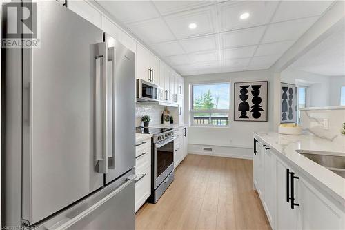 35 Bute Street Unit# 206, Ayr, ON - Indoor Photo Showing Kitchen With Stainless Steel Kitchen With Upgraded Kitchen