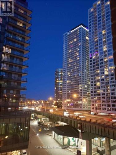 #607 -169 Fort York Blvd, Toronto, ON - Outdoor With Facade