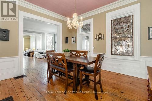 5299 9 County Rd, Clearview, ON - Indoor Photo Showing Dining Room
