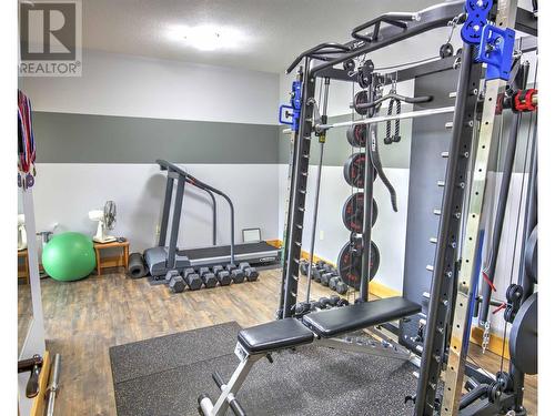 6580 Dixon Dam Road, Vernon, BC - Indoor Photo Showing Gym Room