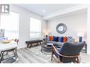 610 Academy Way Unit# 36, Kelowna, BC  - Indoor Photo Showing Living Room 