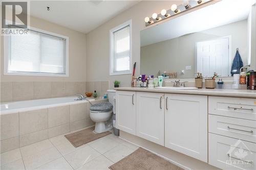 210 Muskan Street, Ottawa, ON - Indoor Photo Showing Bathroom