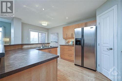 176 Eye Bright Crescent, Ottawa, ON - Indoor Photo Showing Kitchen With Double Sink