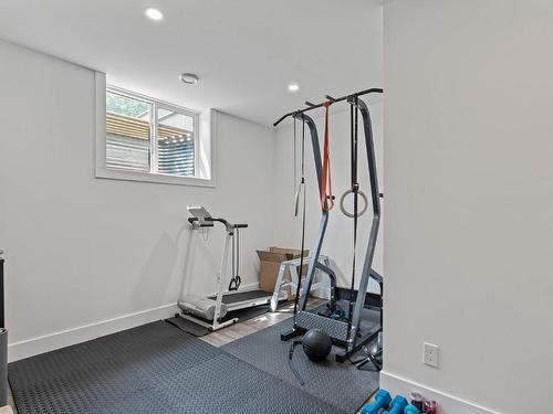 1-1441 20 Avenue, Salmon Arm, BC - Indoor Photo Showing Gym Room