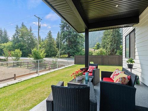 1-1441 20 Avenue, Salmon Arm, BC - Outdoor With Deck Patio Veranda