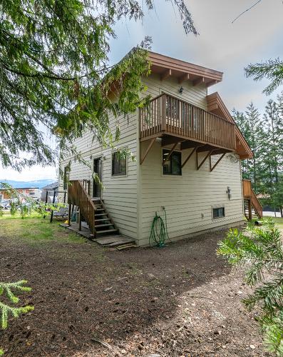 5271 Meadow Creek Crescent, Celista, BC - Outdoor With Deck Patio Veranda