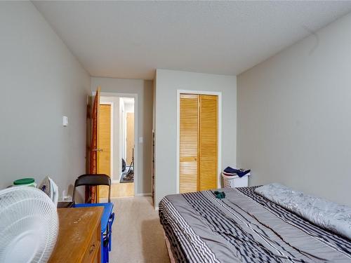 109-3700 28A Street, Vernon, BC - Indoor Photo Showing Bedroom