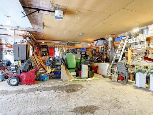Garage - 8181 Av. Paquette, Chertsey, QC - Indoor Photo Showing Garage