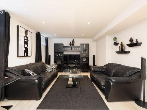 Salle familiale - 810 Rue Des Aulnaies, Pincourt, QC - Indoor Photo Showing Living Room